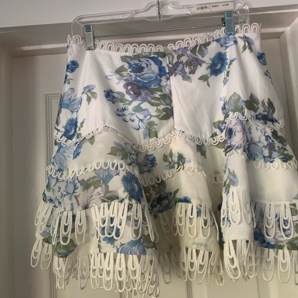 Ina Shorts-Skirt - Picture 2 of 4